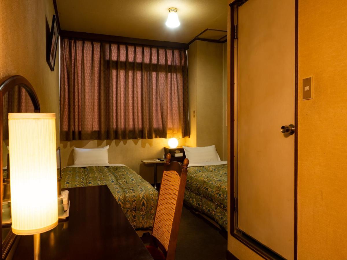 Business Hotel Nakayama Nagoya Eksteriør billede