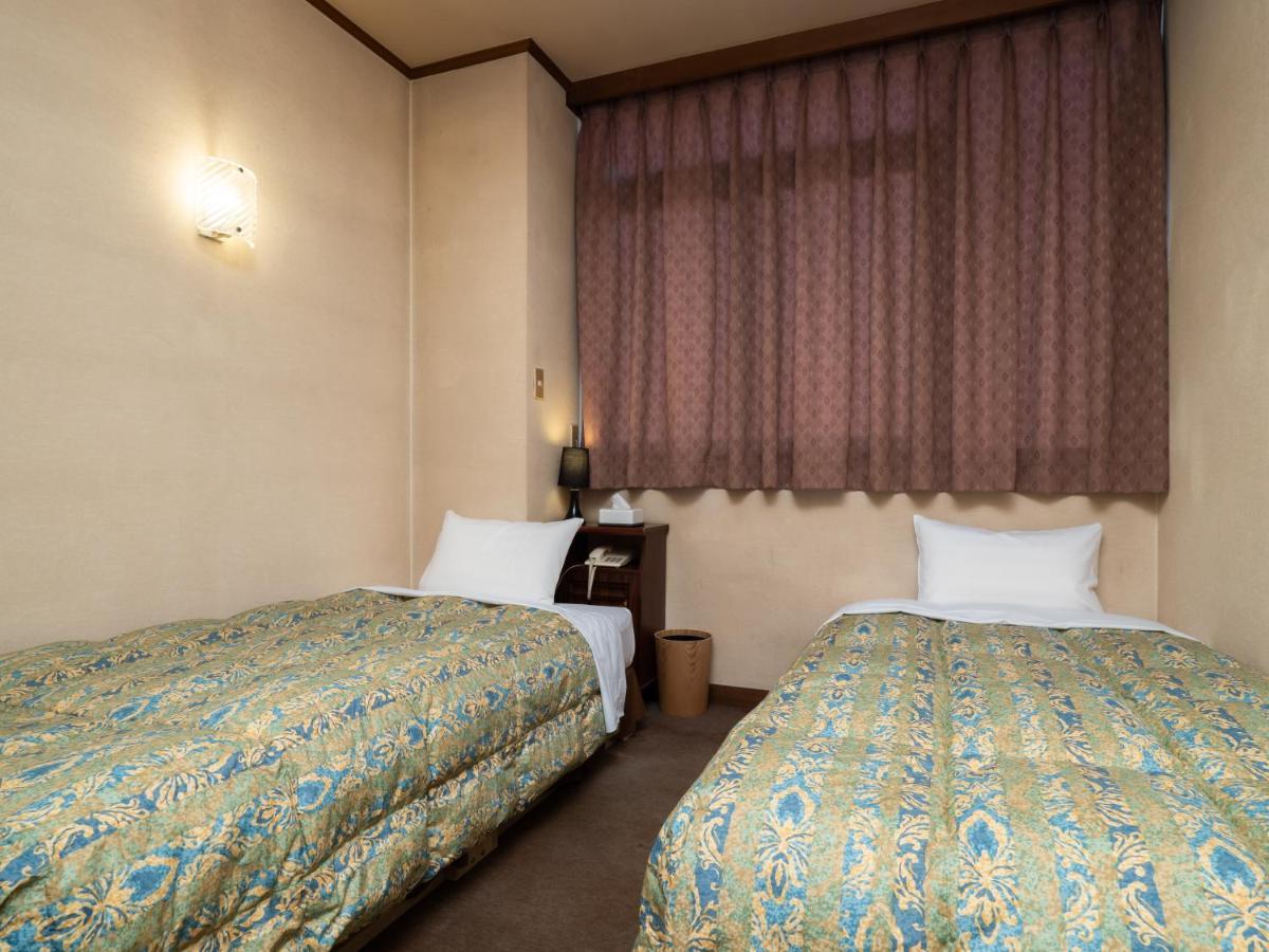 Business Hotel Nakayama Nagoya Eksteriør billede